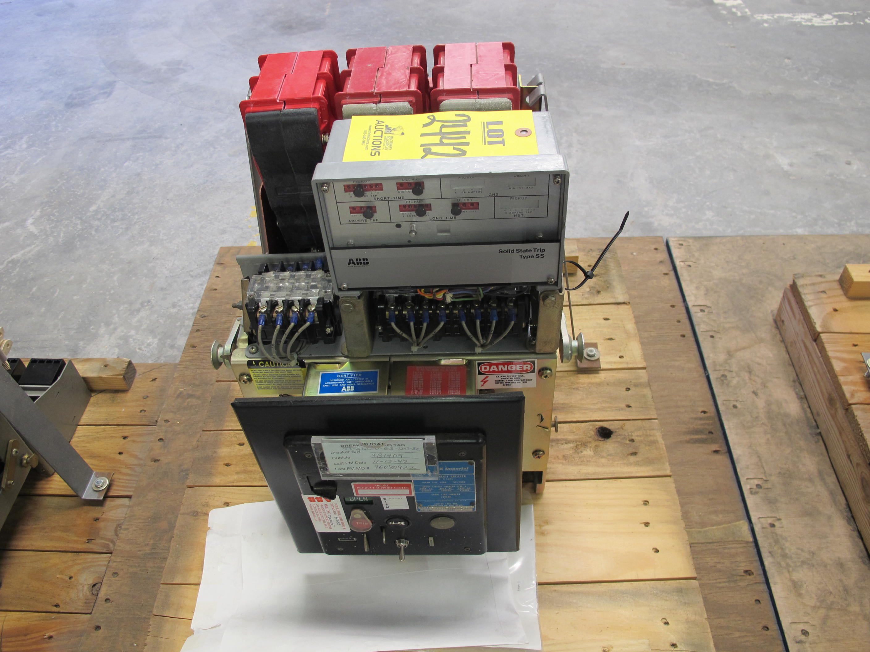 BREAKER, CIRCUIT TYPE, 50-225 AMP RATING, 3 POLE, K600S KIND. WITH SOLID STATE TRIP DEVICE SS3, LT/IT, PART NUMBER 609901T503N. . COMPLETE PART NUMBER C1525-7773-131-01(00)(01)(18)(40), PART # C1525-7773-131-01 (W-44) LOADING & HANDLING FEE $15-